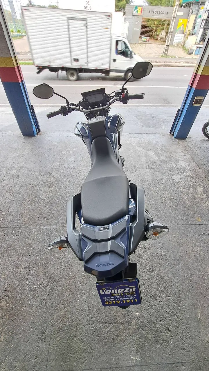 HONDA BROS 160 CBS POR CIMA